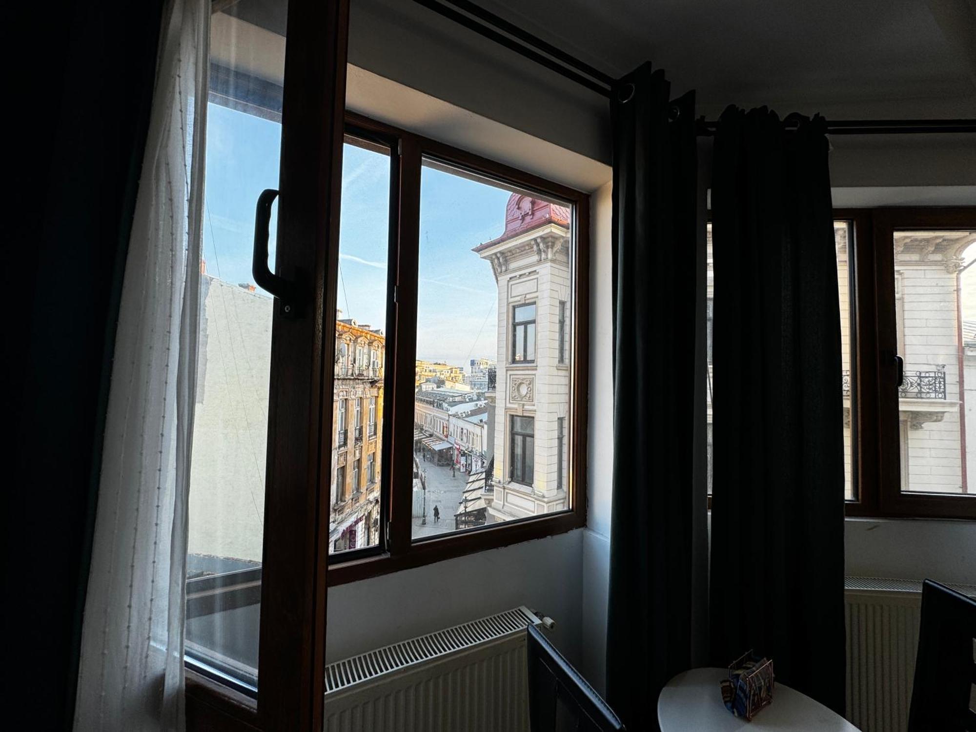 Old Town Studios By Chr Luxury Property Бухарест Экстерьер фото