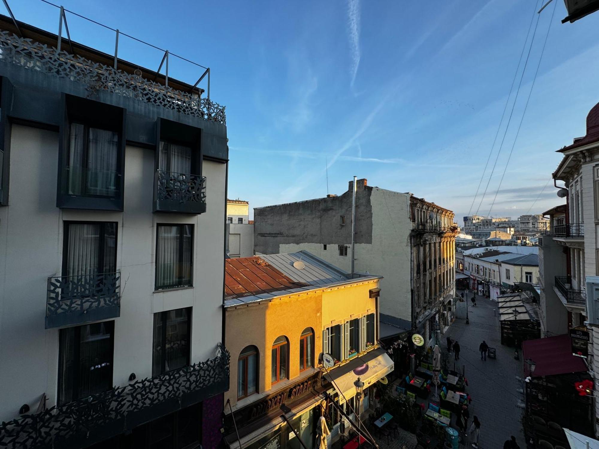 Old Town Studios By Chr Luxury Property Бухарест Экстерьер фото
