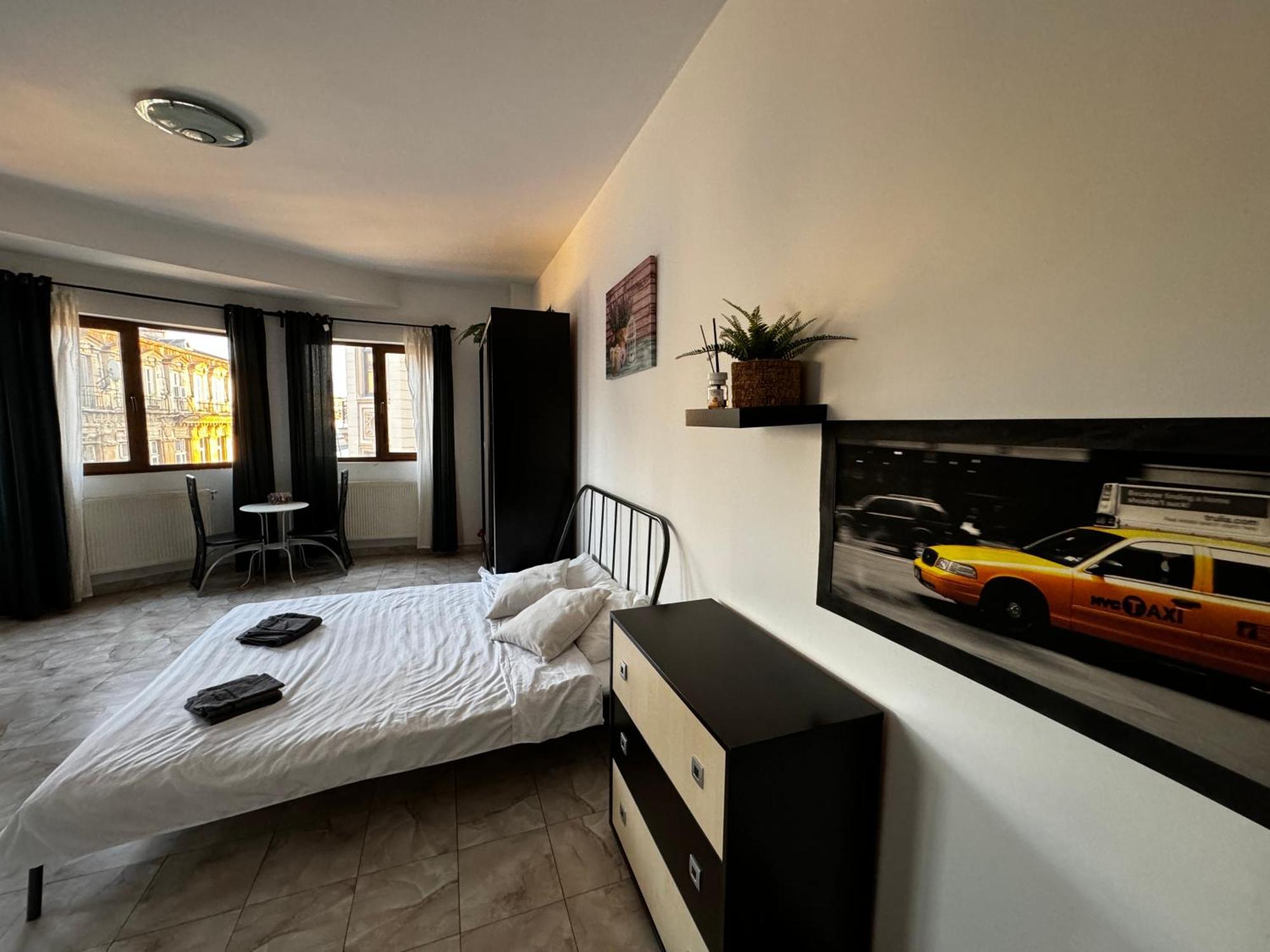 Old Town Studios By Chr Luxury Property Бухарест Экстерьер фото