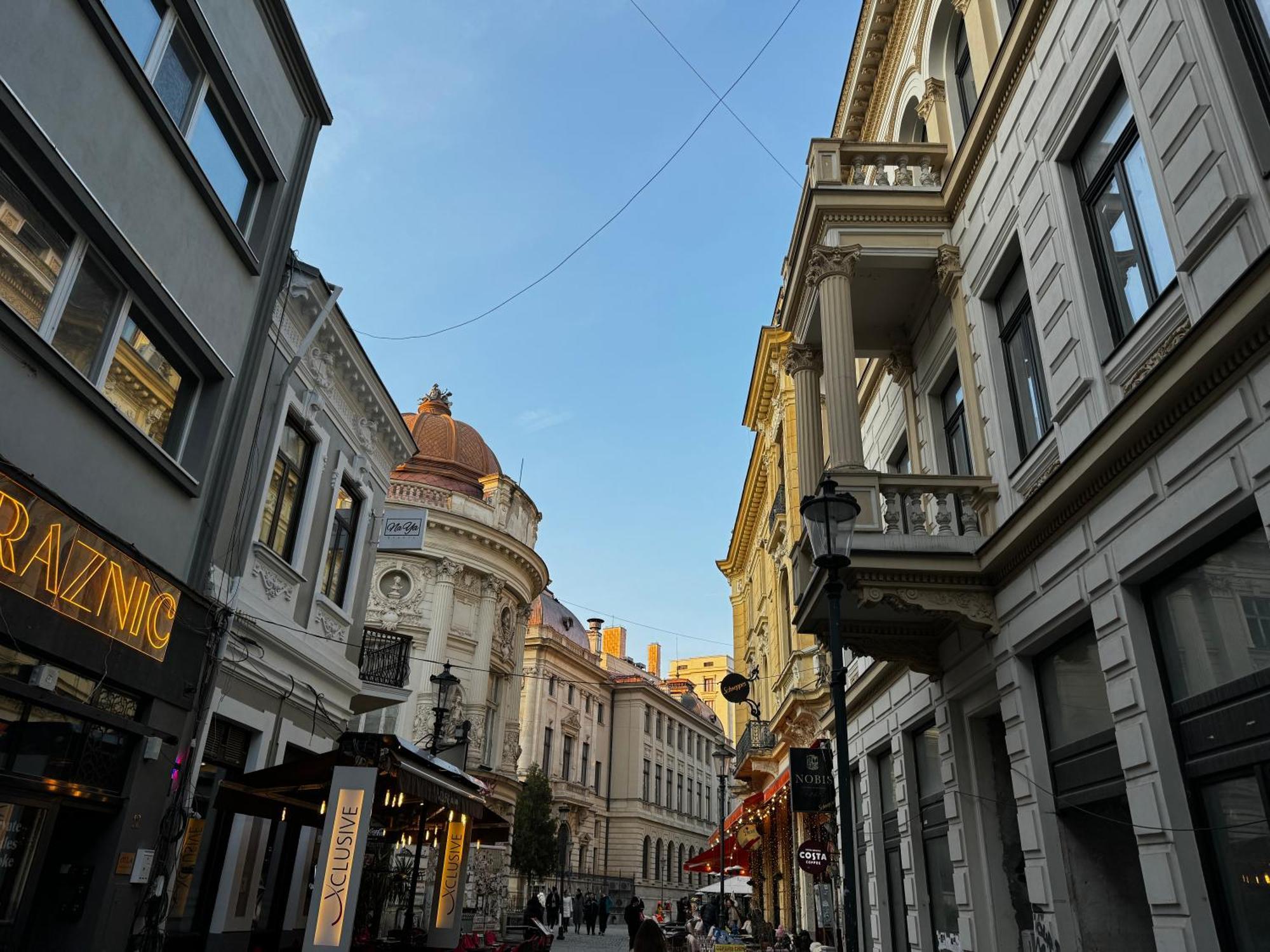 Old Town Studios By Chr Luxury Property Бухарест Экстерьер фото